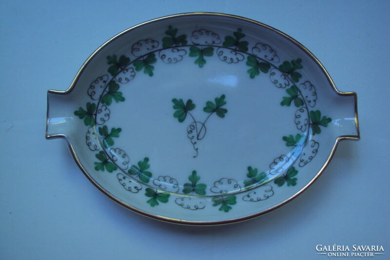 Herend ashtray with richly decorated parsley pattern (with vase as a set)