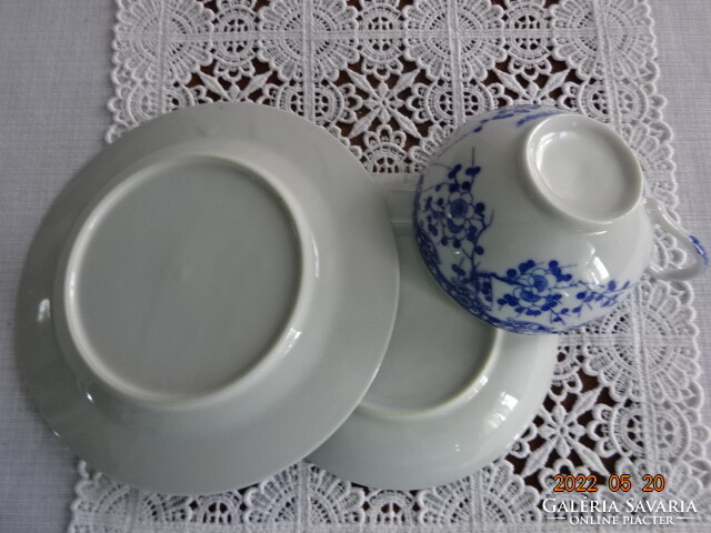 Japán porcelán reggelizőszett, a kistányér átmérője 17,5 cm. Vanneki!