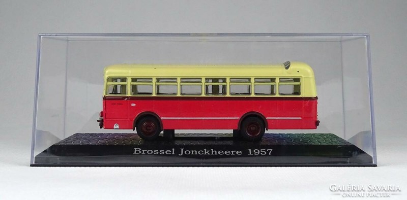 1J114 Brossel Jonckheere 1957-es autóbusz modell díszdobozában