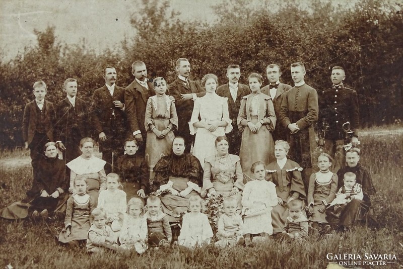1J019 Antik családi fotográfia csoportkép 13.5 x 18 cm