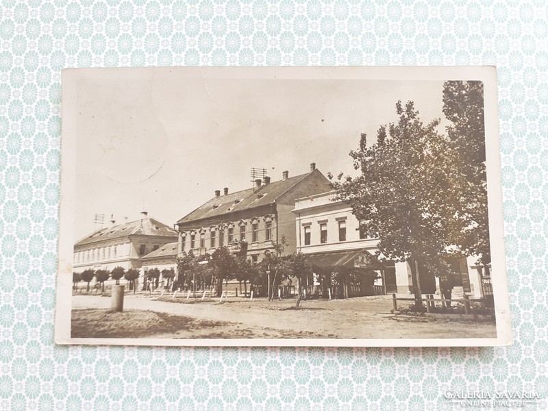 Régi képeslap 1944 Titel Fő utca fotó levelezőlap