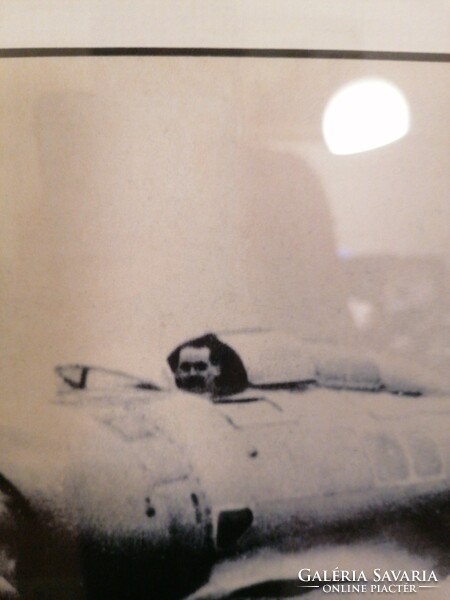 Nagyon ritka, nagyméretű fotónyomat, az első pilótáról, aki átrepült Ausztráliából New Yorkba