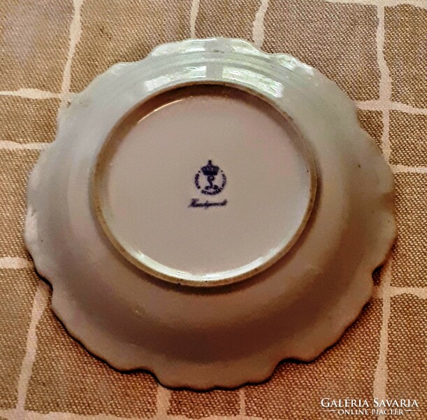 Porcelain serving bowl, oscar schlegelmilch