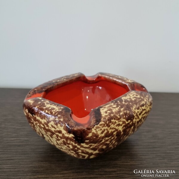 Chamotte ceramic ashtray from Pesthidegkút