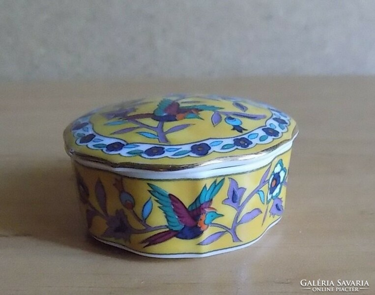 Chokin porcelán aranyozott ékszertartó kolibri mintával átm. 5 cm, mag 2,5 cm (1/p)