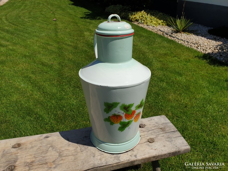 Old enamel enameled strawberry strawberry patterned jug vintage decoration water jug watering can
