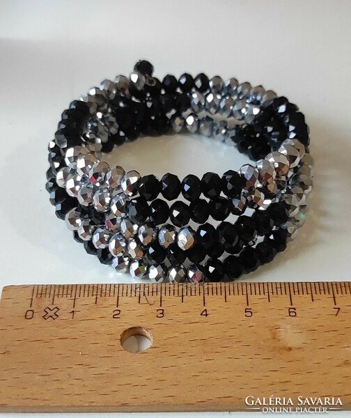 5 Serial crystal bracelet