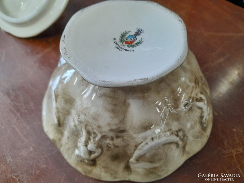 Rare Italian, Italy capodimonte putty embossed porcelain bonbonier. 12 Cm.