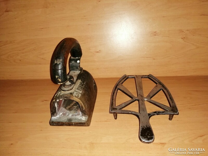 Old gas cast iron iron - Budapest szfv gasworks - with 43 iron soles