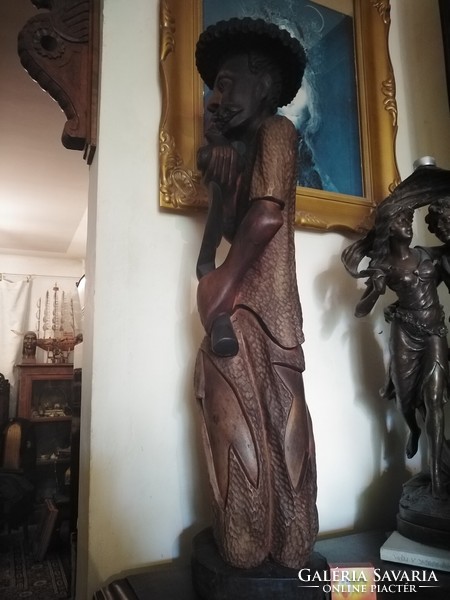 Faragott fa szobor 77 cm