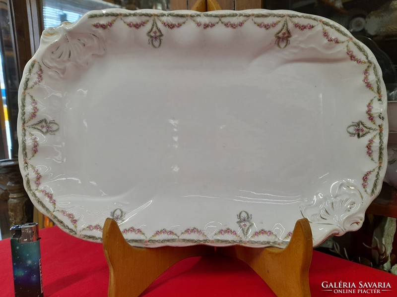 Art Nouveau embossed porcelain serving bowl, center of the table. 36 Cm.