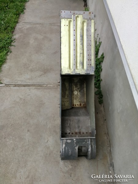 OROSZ MIG15 REPÜLŐ 23MM NR23 FEDÉLZETI GÉPÁGYÚ  ALU RAKASZ