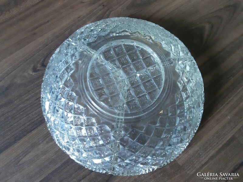 Glass serving