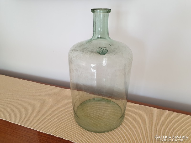 Régi vintage nagy méretű 16 L pecsétes zöld palack huta üveg ballon palack