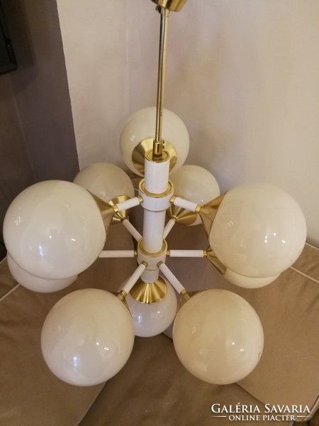 Extra mid century spherical, sputnik chandelier with glass or plastic sphere