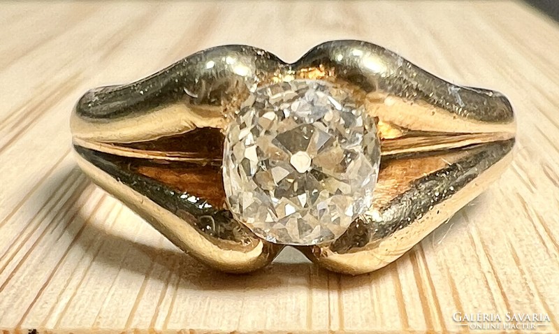 210T. 1 Forintról! Antik Briliáns (0,8 Ct) Szoliter 14k Arany (4,8 g) gyűrű, jó minőségű, tiszta kő!