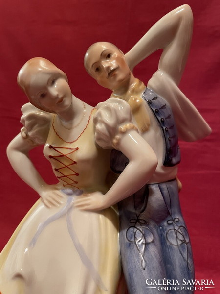 Couple of Hungarian figures dancing in Herend