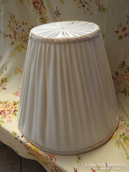 Large dress lamp for floor lamp - / novelty, kept in a closet /