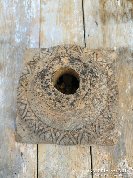Antique pyrogranite sole
