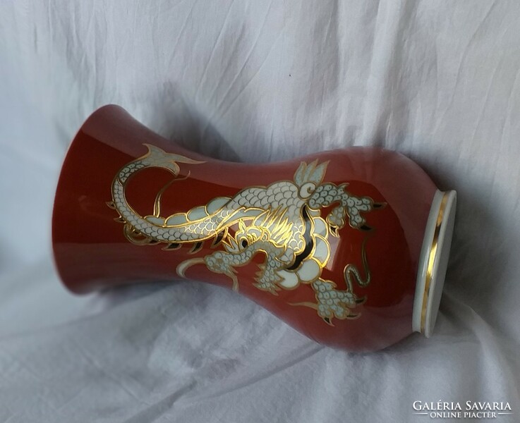 Wallendorf hand-painted gold vase, red, 21 cm