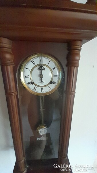 Large stuller wien wall clock