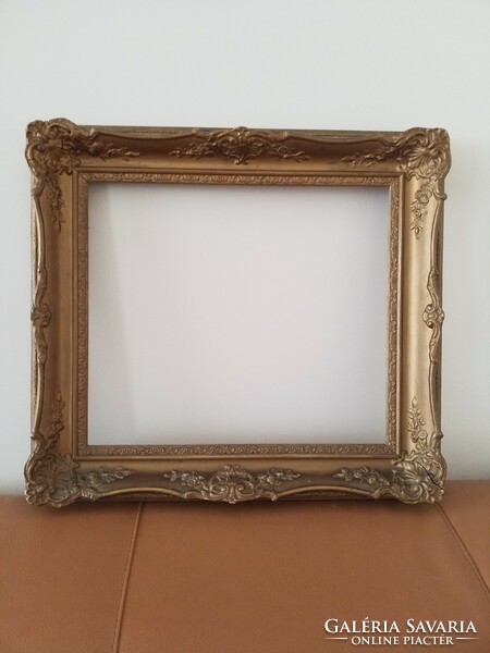 Picture frame blonde