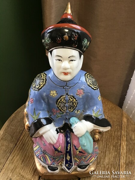 Régi kínai kézzel festett porcelán szobor