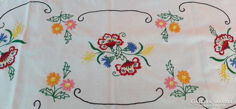 Richly embroidered tablecloth, tablecloth, running 88 x 37 cm.
