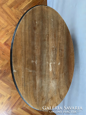 Oval living room table