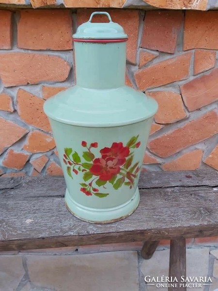 Enamel enameled green background floral quarry village peasant nostalgia kitchen accessory