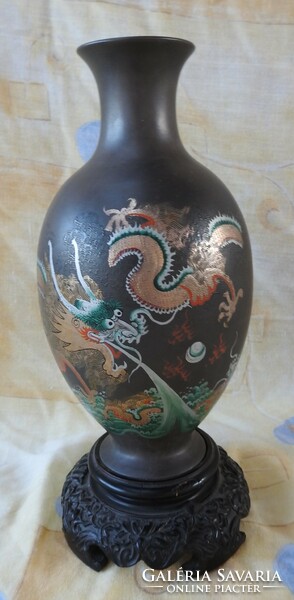 Oriental - Chinese - vase from 1958