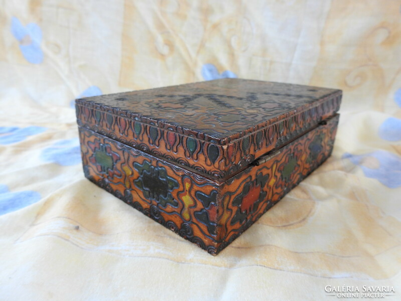 Richly painted, burnt wood ornament wooden box
