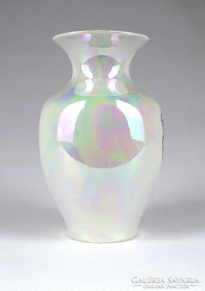 1J549 Kisméretű Metzler & Ortloff irizáló porcelán váza 10.5 cm DRESDEN