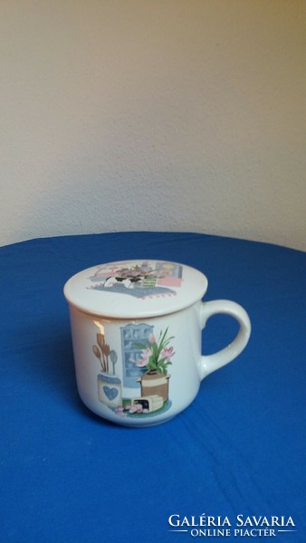 Filter tea porcelain mug with lid (kgg - German)
