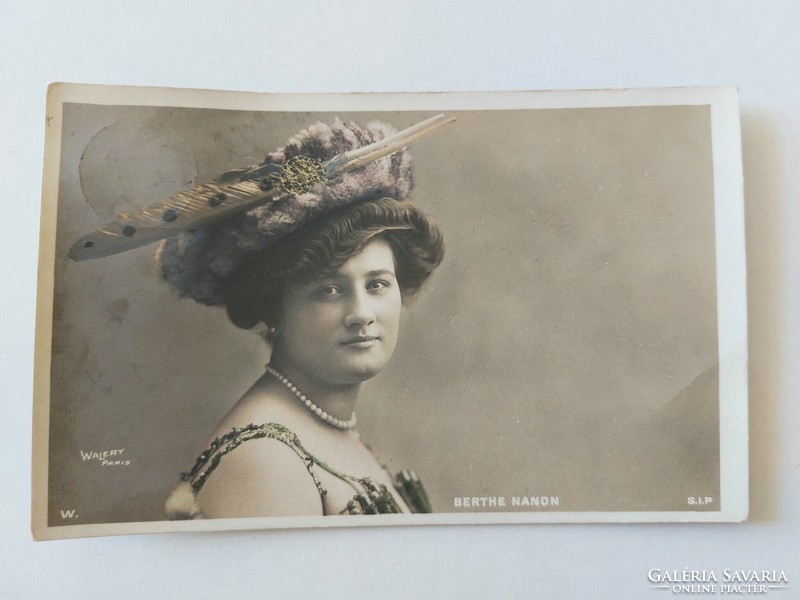 Old postcard photo postcard lady berthe nanon