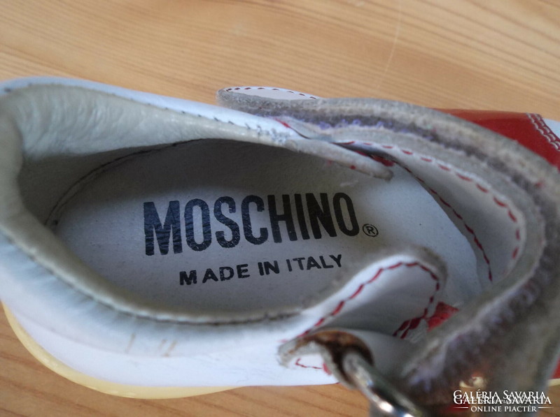 Shoes - moschino - Italian - luxury - 18 - nose to paint - otherwise perfect