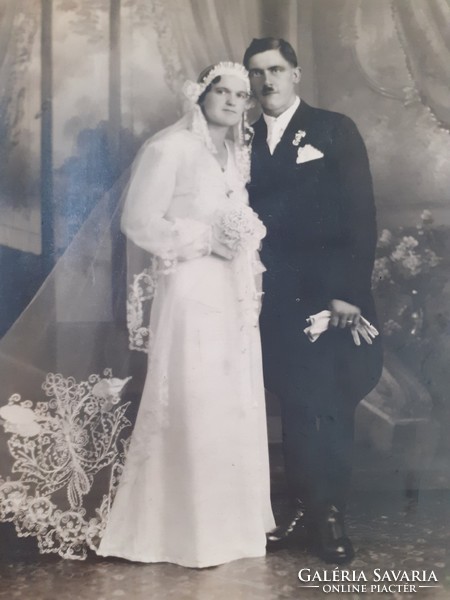 Old wedding photo circa 1930 bride groom photo