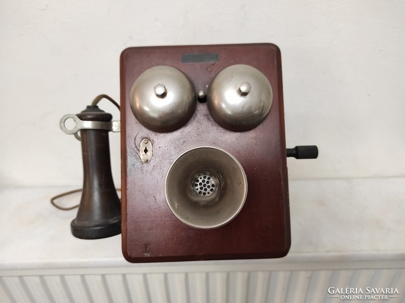 Antique wall-mounted wooden telephone 1890-1905 707 5528