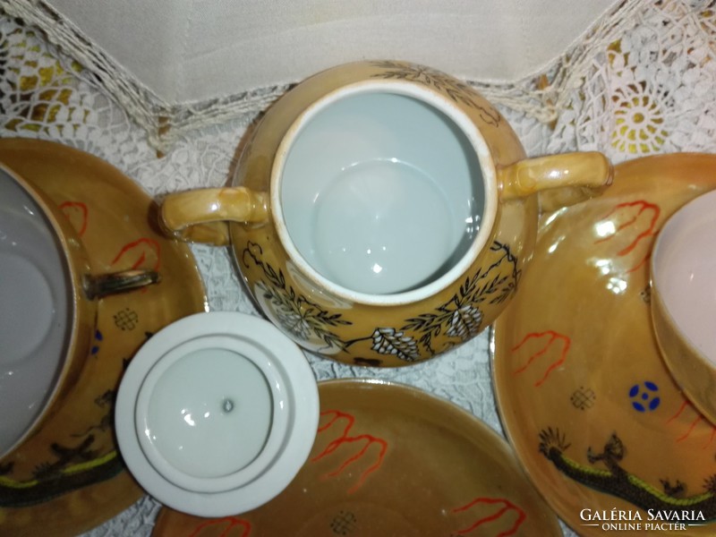 Japán porcelán teázó.