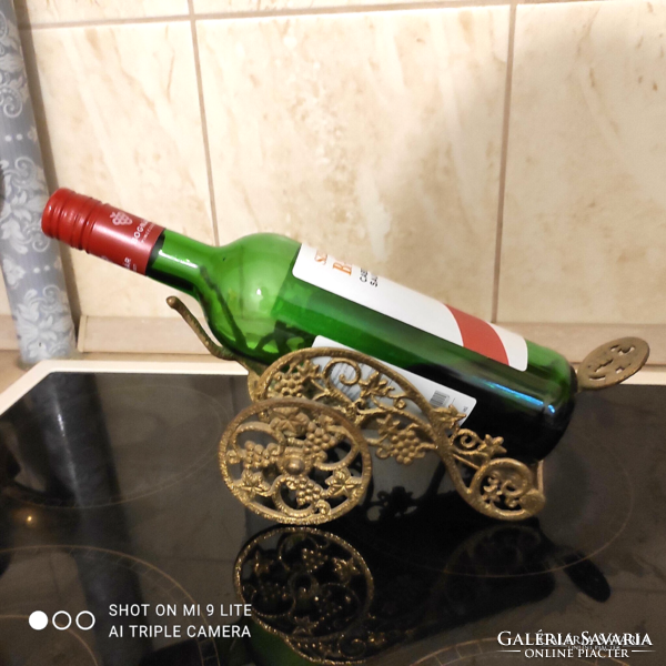 Copper chiseled wine cart, solo and flower pattern