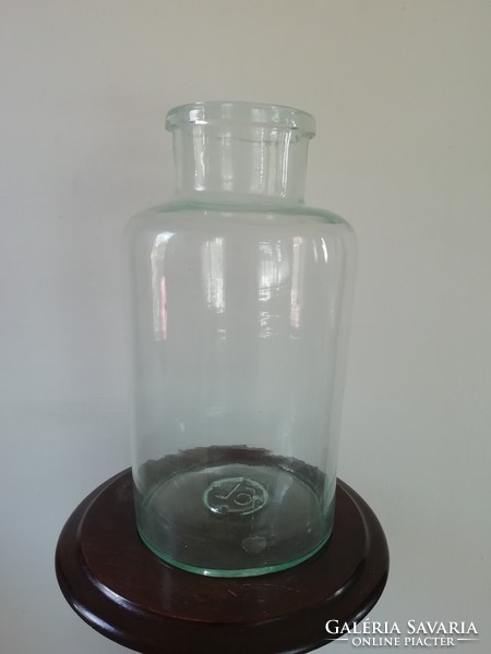 Régi 6 literes befőttes üveg, dekorációs tárgy II.
