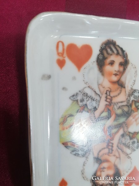 Régi Aquincum porcelán, kártya motívumos hamuzó