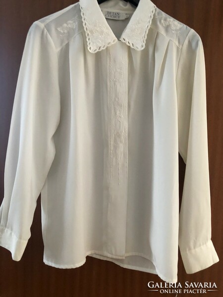 Women's retro blouse, size m