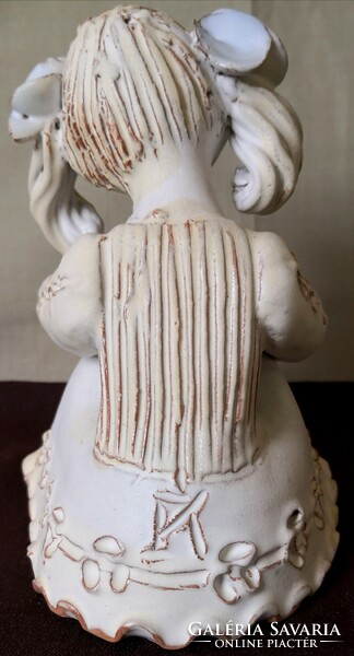 DT/081 - Kovács Éva Orsolya keramikus – Copfos lány