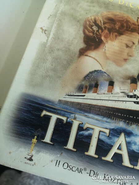 Titanic exclusive release vhs cassette with original film frames, 1998