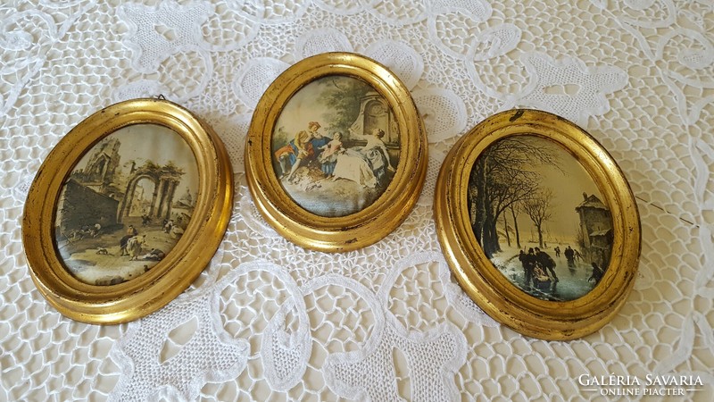 Wonderful silk pictures, 3 pieces in a small oval frame.