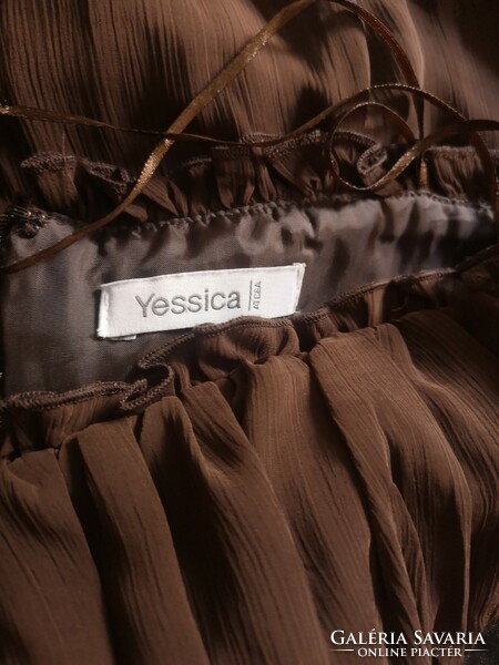 YESSICA 36-os empire, csokoládé barna alkalmi, parti muszlin ruha.
