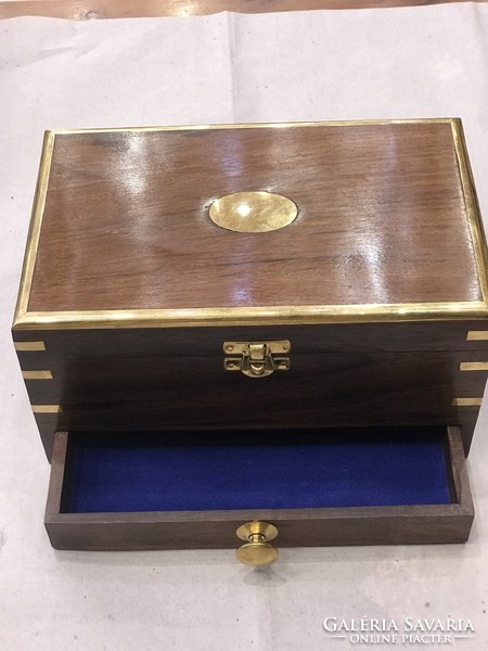 Wood-copper box, jewelry holder