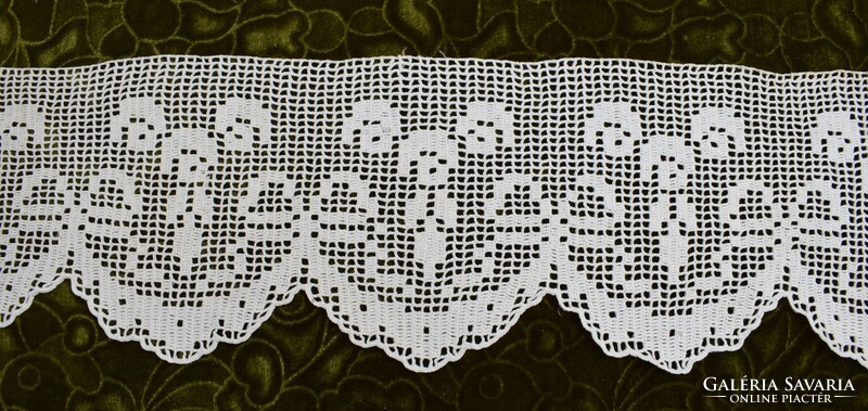 Crochet lace shelf decoration, drapery curtain tablecloth lace strip ribbon 103 x 16 cm