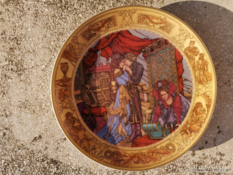Hutschenreuther tristan and isolda wall plate (limited edition)